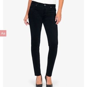 NWT Kut from the Kloth CORDUROY RELAXED FIT SKINNY, PETITE (NAVY)